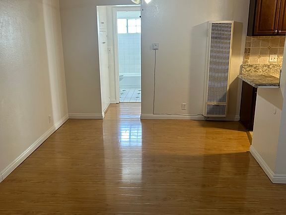 4th image of 1216 N Las Palmas Ave APT 10