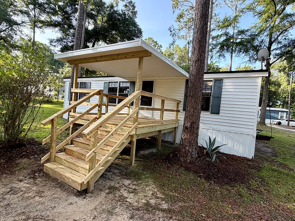 380 NW Lamar Pl