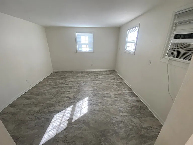 374 W Rhudes Creek Rd #1 — Photo 8