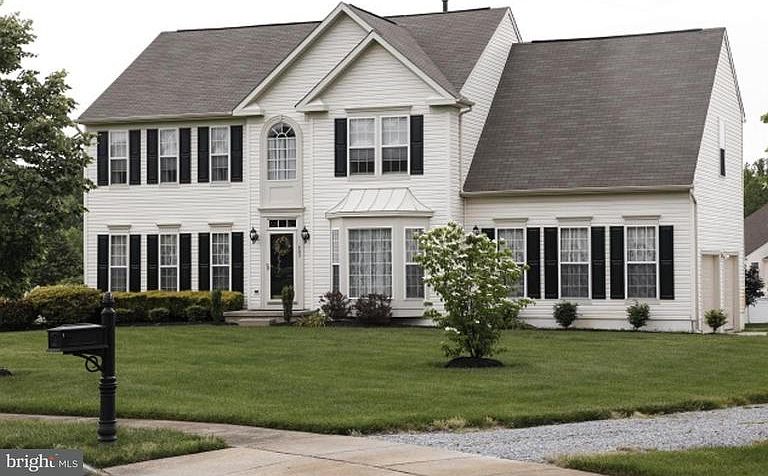 1st image of 403 Otter Ct
