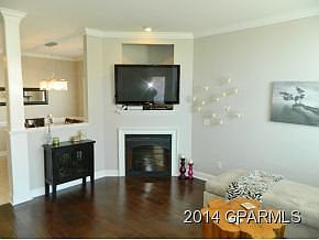 5th image of 1947 Cambria Dr #A