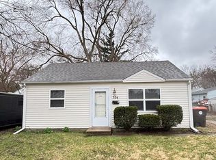 304 Winding Ln, Rantoul, IL 61866