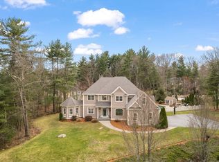 16 Cranberry Dr, Franklin, MA 02038