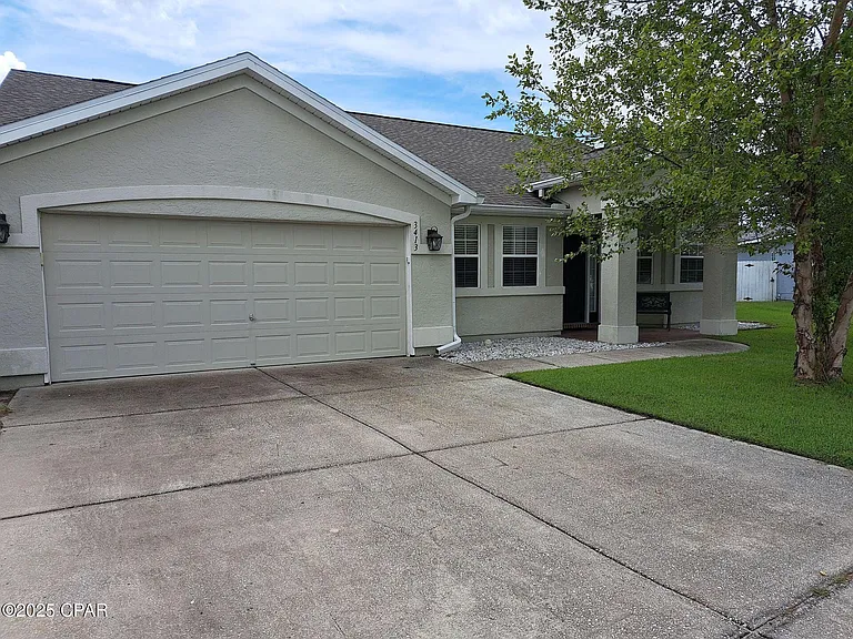3413 Jasmine Trace Ln — Photo 1