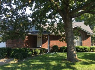 117 Oakwood Dr, Tahlequah, OK 74464