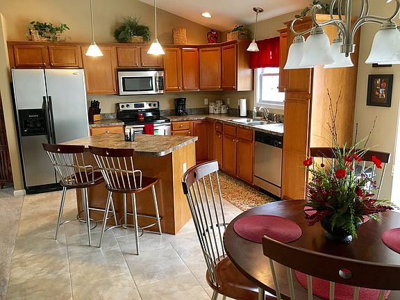 Kithcen/Eat-in Dining