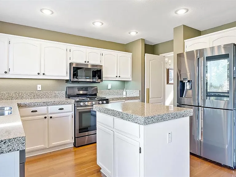 2293 Joseph Damon Dr — Photo 12