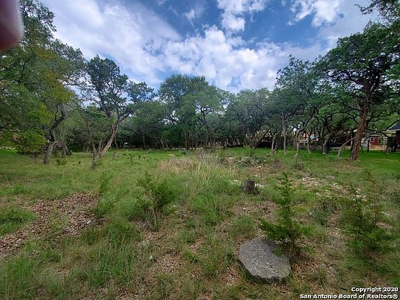 4th image of 26340 White Eagle Dr