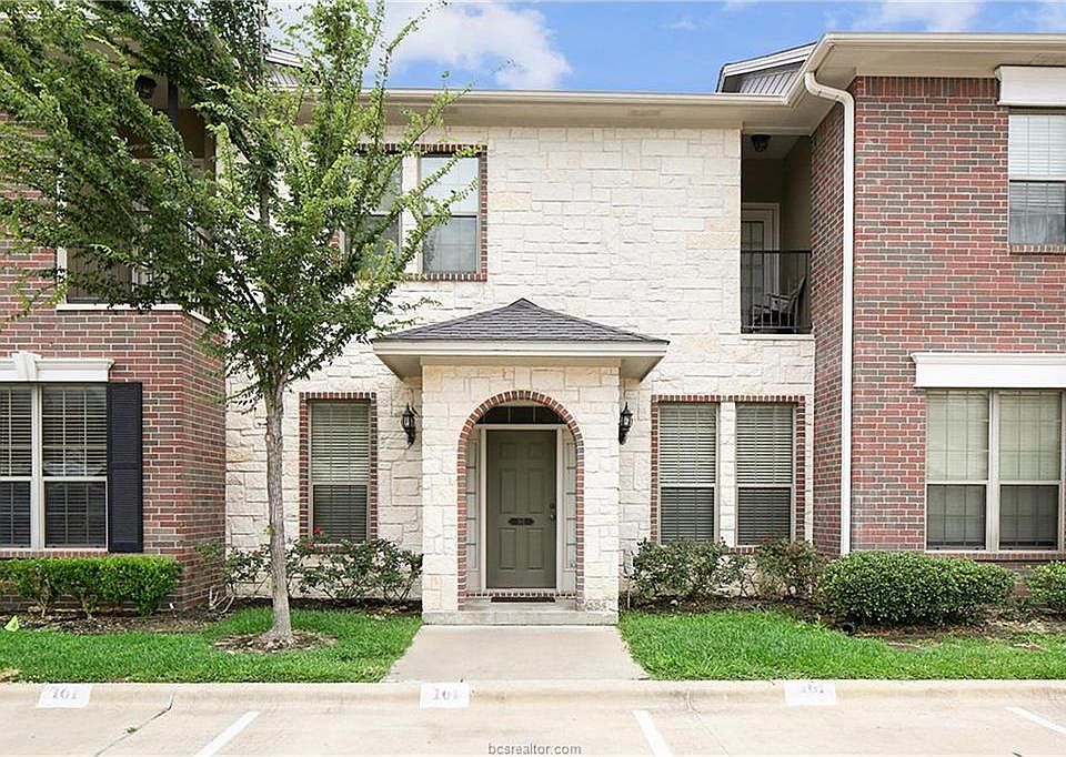 1st image of 161 Forest Dr