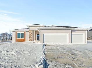 2217 Leopold Dr, Ames, IA 50010