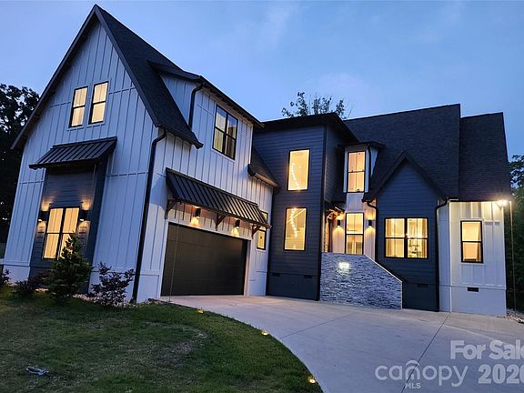 2nd image of 3078 Mountain Creek Dr