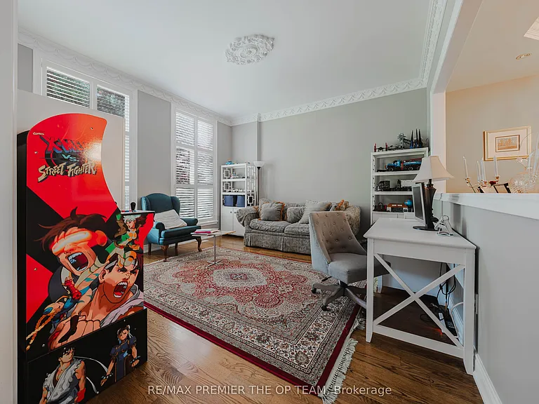 56 Park Ridge Dr #UPPER — Photo 8