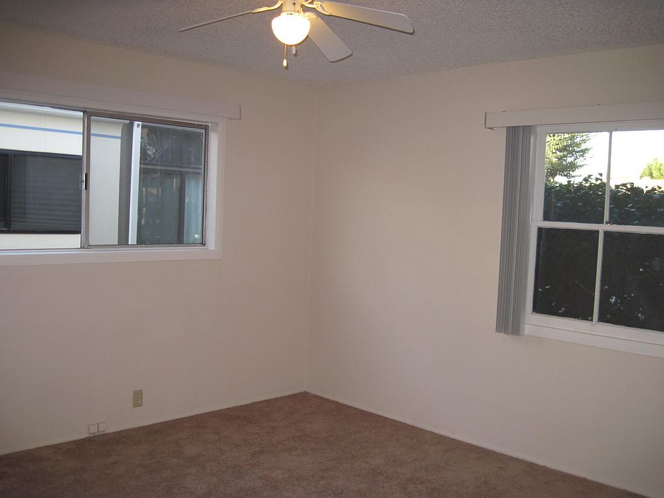 2nd image of 5813 Whitewood Ave