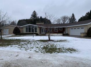 726 French St, Peshtigo, WI 54157