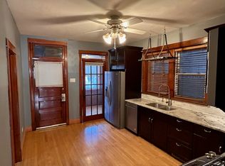 3705 S Honore St APT 1, Chicago, IL 60609