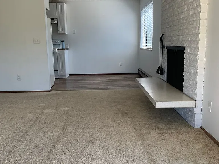 6400 32nd Ave NW — Photo 1
