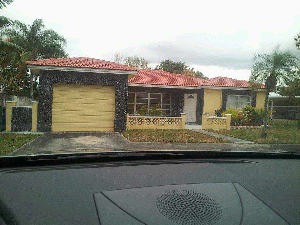 2nd image of 5300 SW 8th Ct