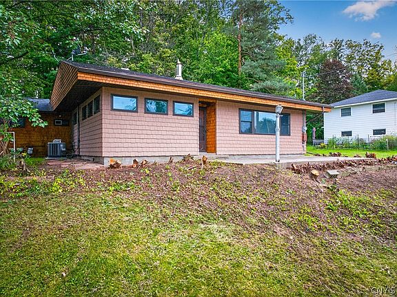 2nd image of 4394 New Paris Rd