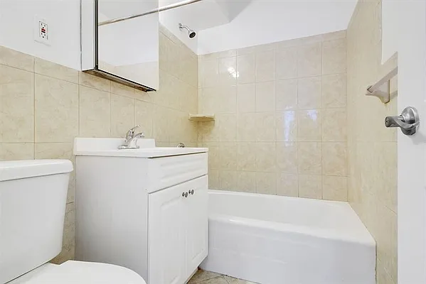 Rented by LG Fairmont Group | media 3