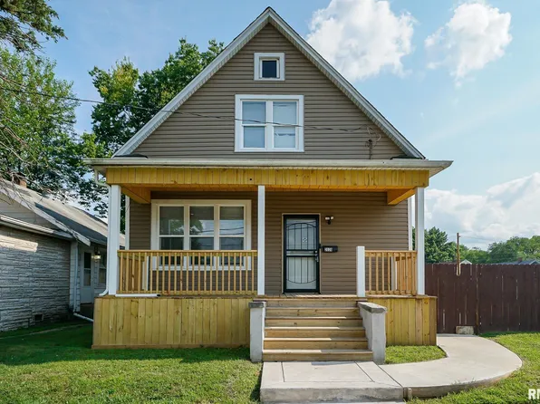 2020 W Antoinette St, Peoria, IL 61605