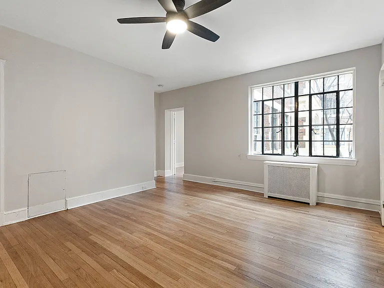1305 N Broom St #106 — Photo 3