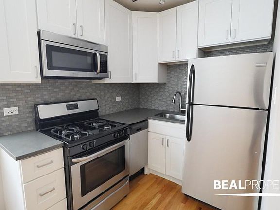 2nd image of 2420 N Kedzie Blvd #605