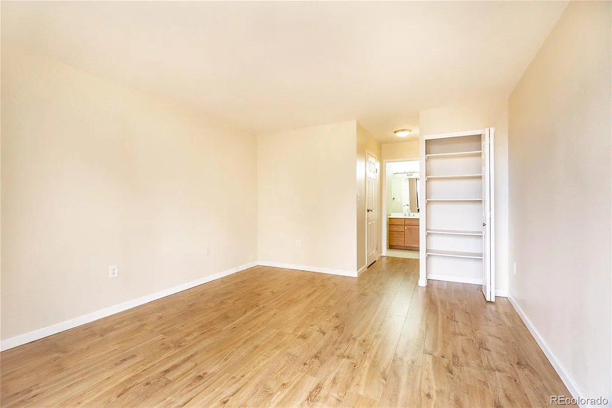 Building Photo - 1625 Larimer St #1604