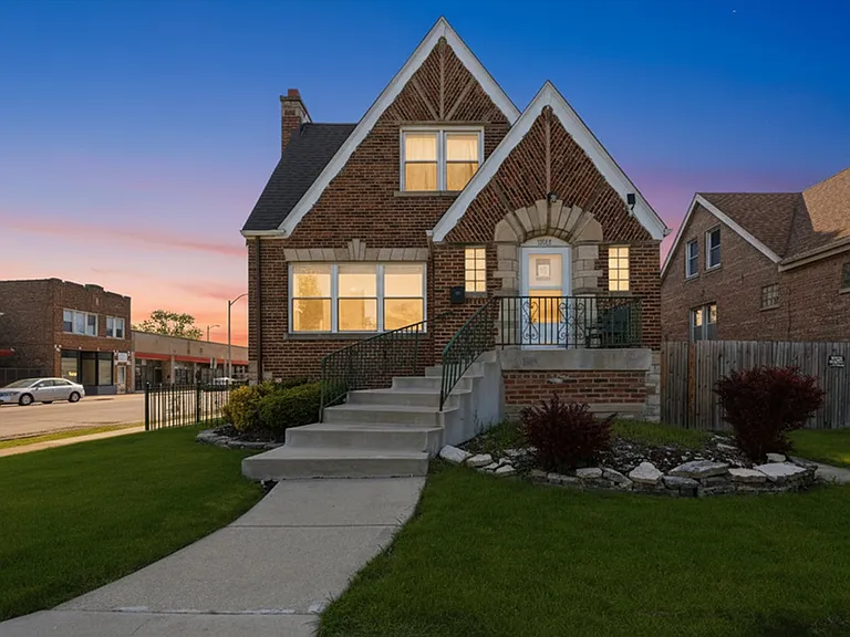 7058 S Fairfield Ave #G — Photo 22