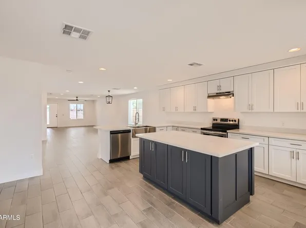 1121 E APACHE Street, Phoenix, AZ 85034
