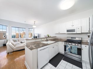 40 Constitution Way, Jersey City, NJ 07305