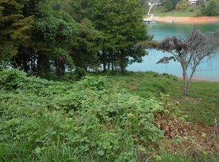 Lakesprings Dr, La Follette, TN 37766