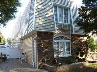 417 Riedel Ave, Staten Island, NY 10306