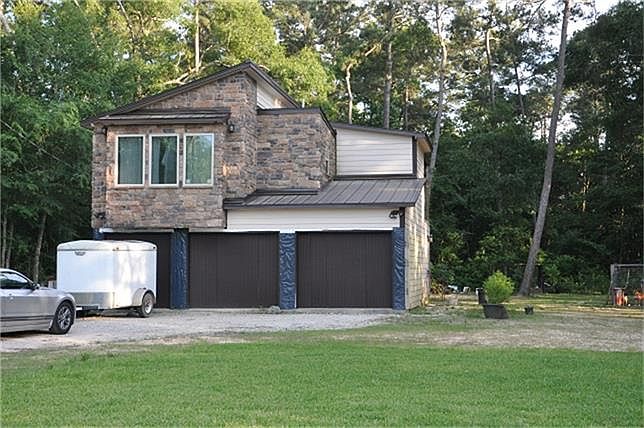 1st image of 18586 Summer Hills Blvd