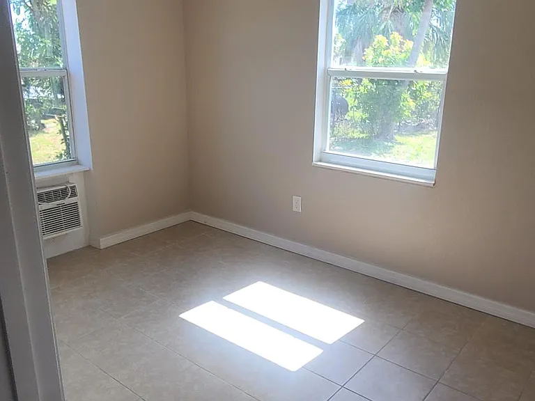 3052 Key Ln — Photo 6