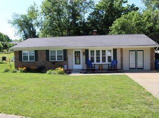 115 Cheyenne Trl, Ona, WV 25545