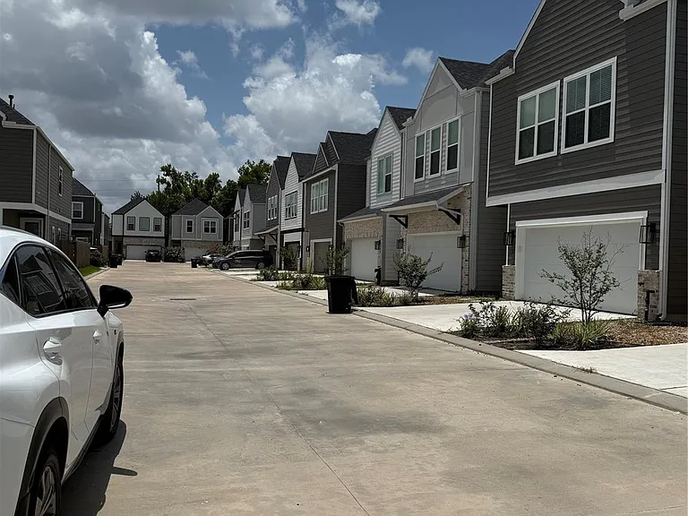 11321 Stonework Grove Ln — Photo 21