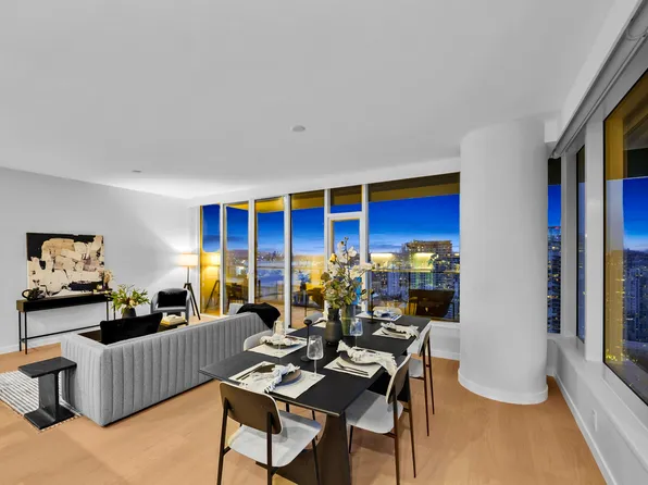 1335 Howe St #3503, Vancouver, BC V6Z 0H1