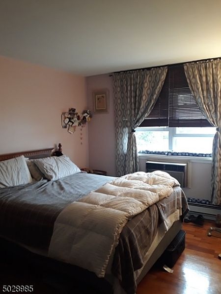 1st image of 162 Belleville Ave APT 1B