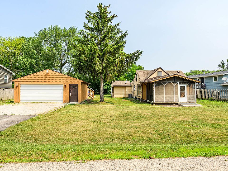 1st image of 25644 W Arcade Dr N