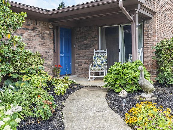 3rd image of 3367 Nevius Dr