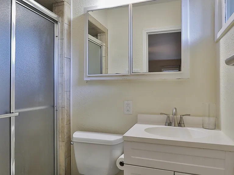 1618 Sylvan Dr — Photo 9