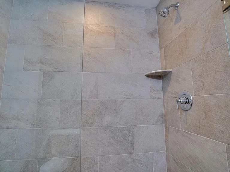2901 Square Lake Ct — Photo 7