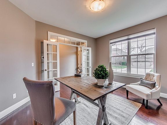 2nd image of 43 Tuscany Trace Dr