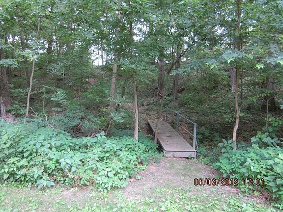 3rd image of 3420 Black Oak Ln