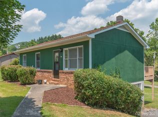 520 Forest St, Mars Hill, NC 28754