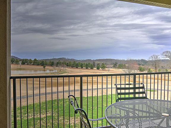 3rd image of 545 Rarity Bay Pkwy APT 303C
