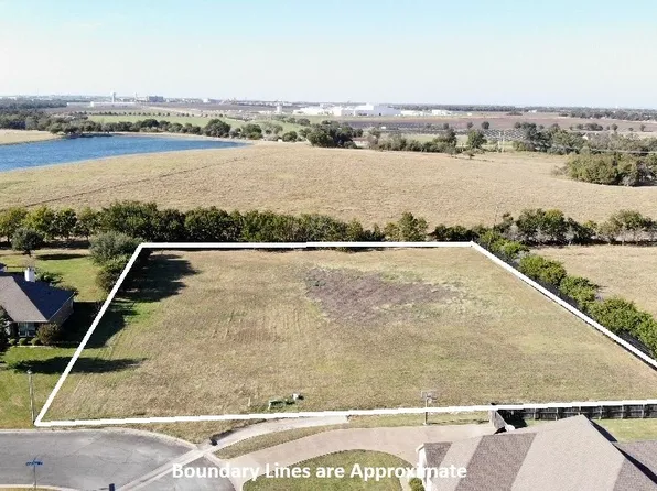 1201 Valhalla Park Dr, Waco, TX 76706