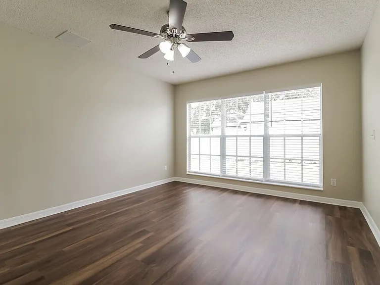 8603 Fort Jefferson Blvd — Photo 10