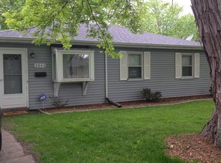 3844 Sandusky St, Hobart, IN 46342