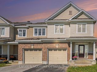 822 Clarity Ave, Ottawa, ON K2J 6L9